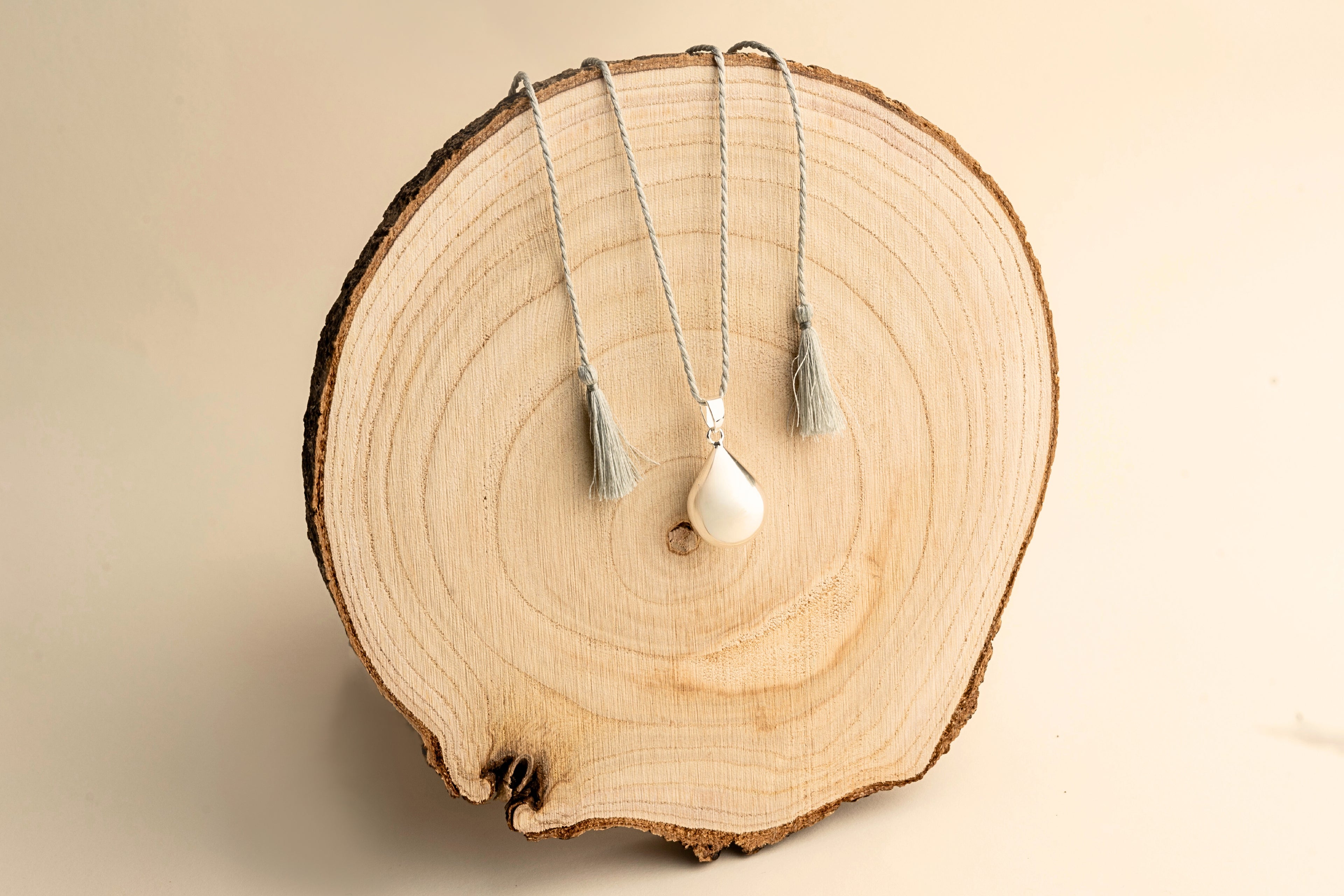 Rolnička Kapka lásky – detail kapkovitého tvaru