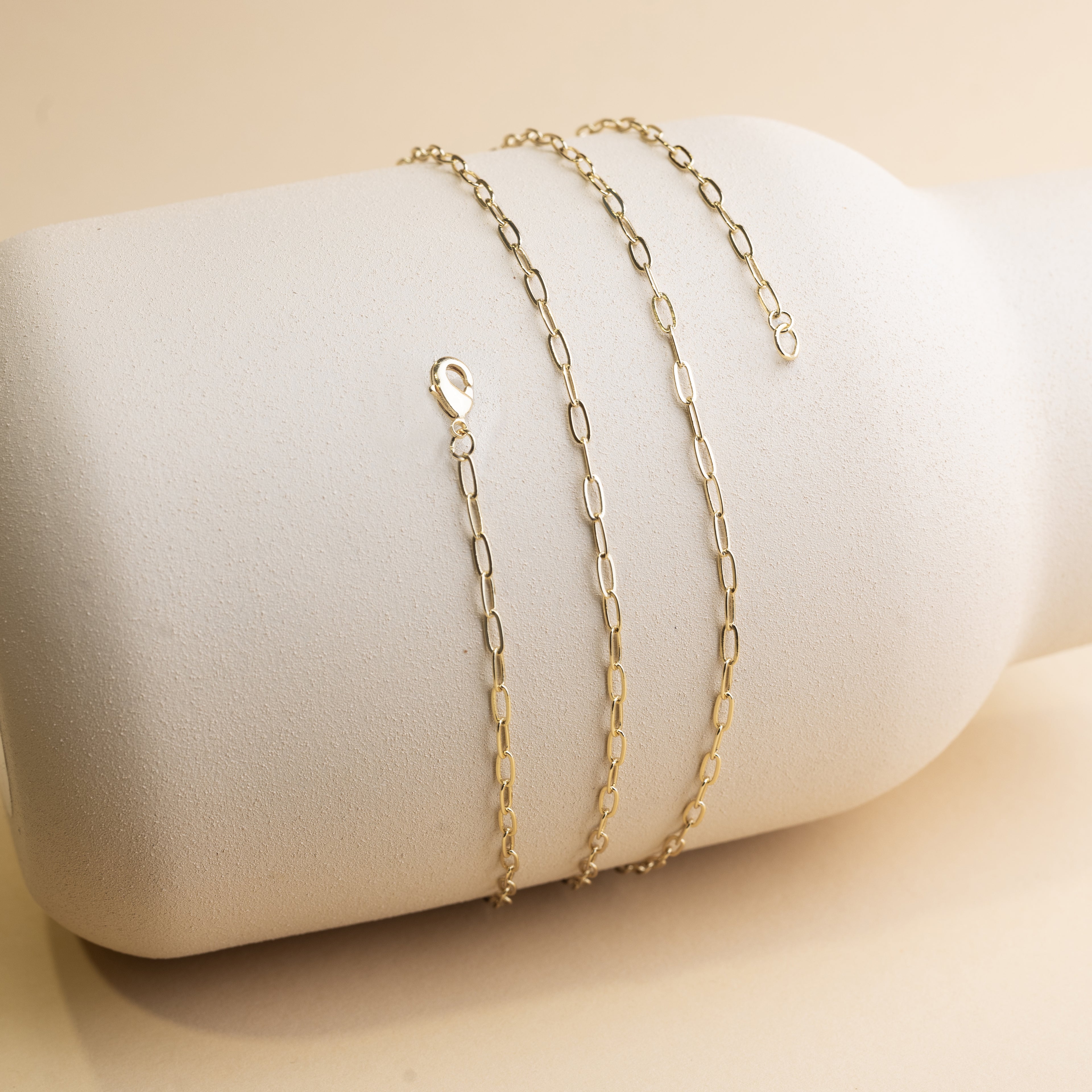 Zlatý řetízek s velkými podlouhlými oky – detail provedení Maxi